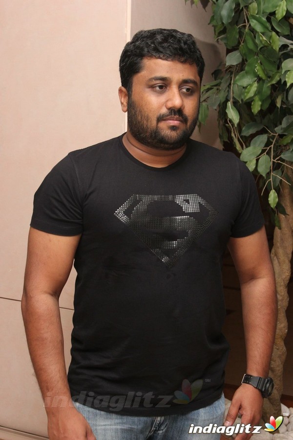 'Vai Raja Vai' Press Meet